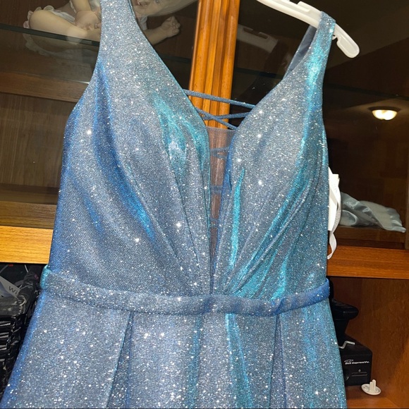 Prom Dress - Picture 3 of 8